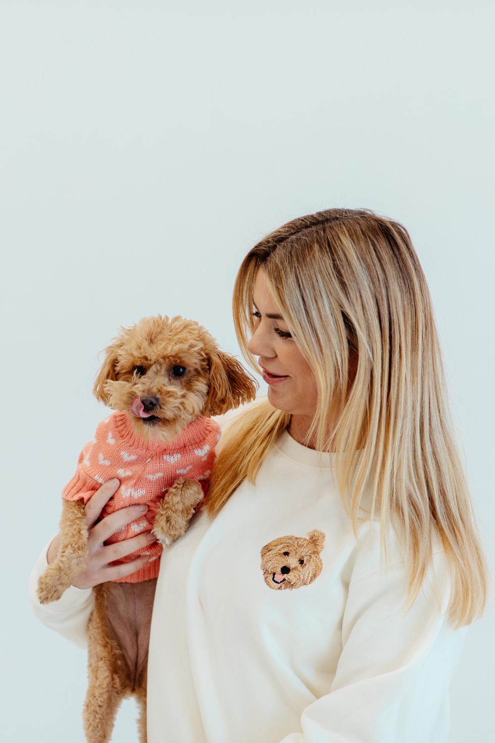 Moletom Minimalista com Carinha do seu Cachorro | Bordado Personalizado